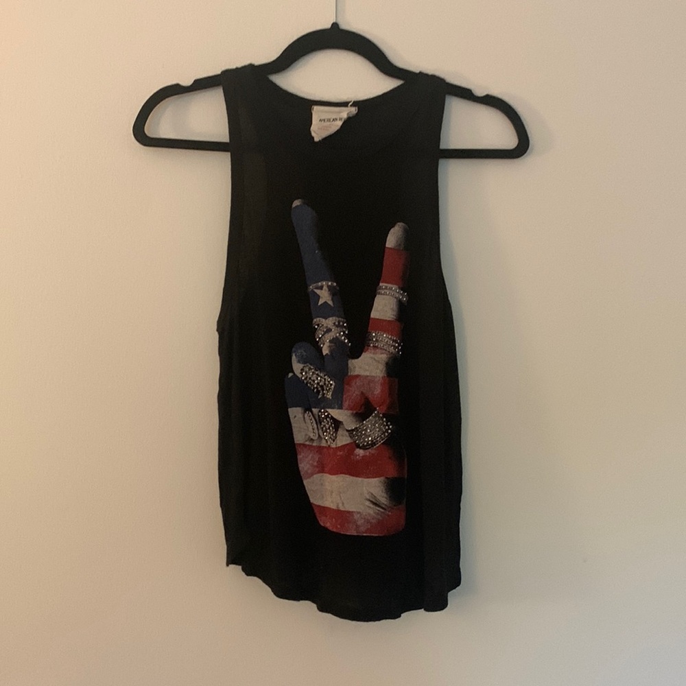 Peace sign flag tank